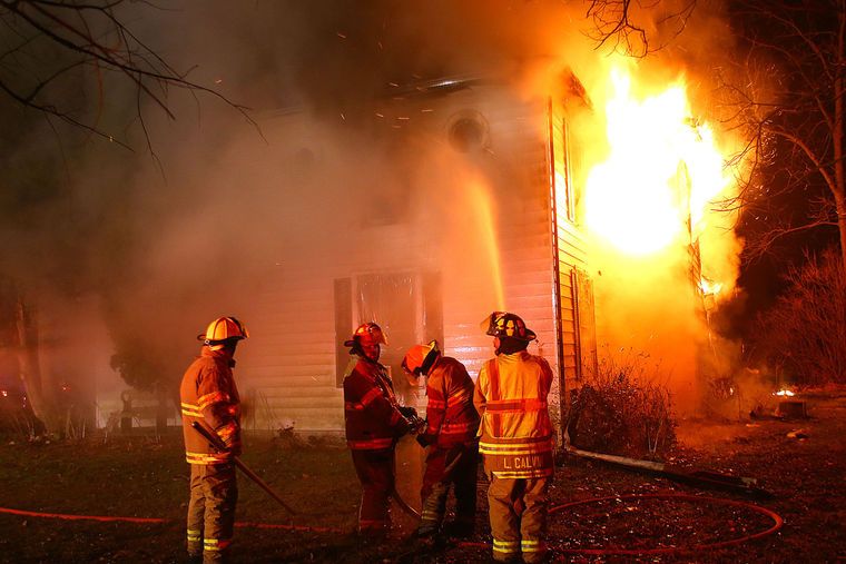 اموالی-که-تحت-پوشش-بیمه-آتش-سوزی-نیستند